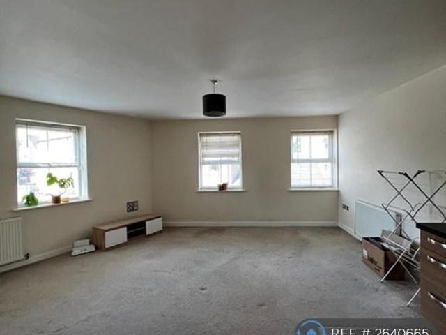 Apartment for rent in Elmdon Heath, Solihull