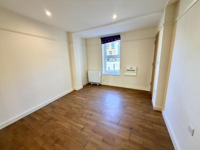 Apartment for rent in London Borough of Croydon, Greater London