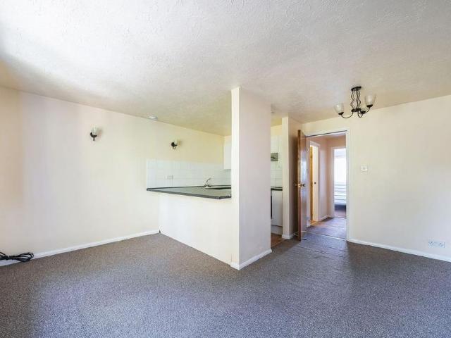 Apartment for rent in Shooters Hill, Greater London