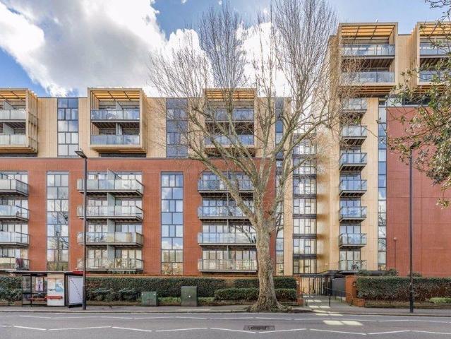 Flat for rent in London Borough of Hounslow, Spring Grove