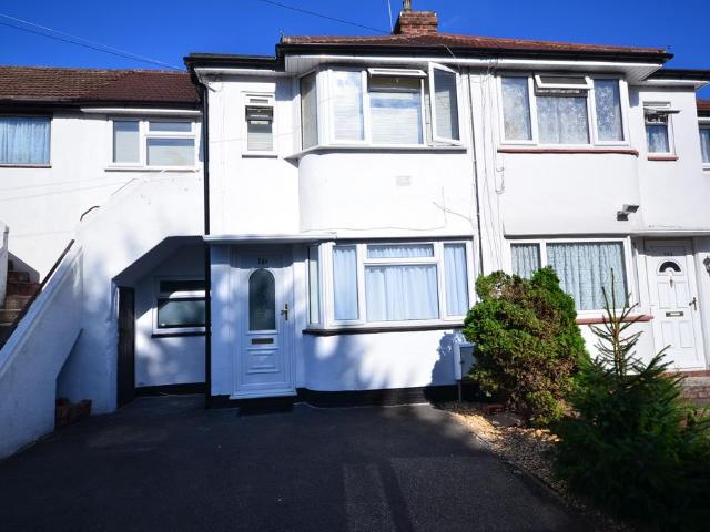 Flat for rent in Slough