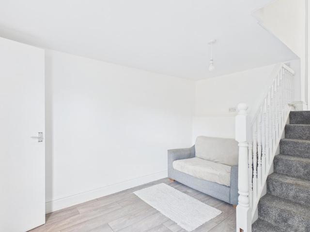 Flat for rent in Barton, Gloucester