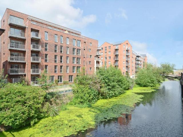 Flat for rent in High Field, York