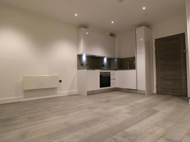 Apartment for rent in Slough