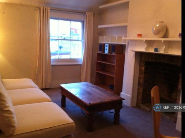 Apartment for rent in Clapham Junction, Greater London