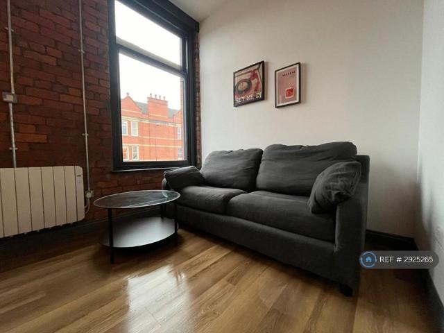 Flat for rent in Wigan, Greater Manchester