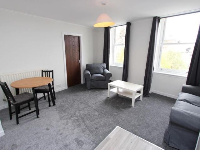 Apartment for rent in Stenhouse, Scotland