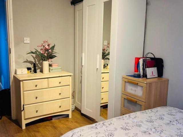 Apartment for rent in Ardleigh Green, Greater London