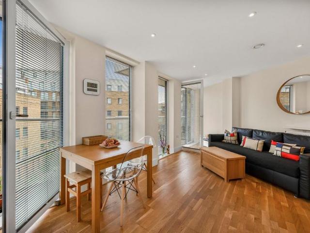 Apartment for rent in Limehouse, Greater London