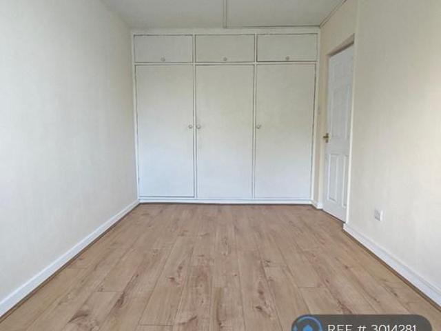 Apartment for rent in Pollokshaws, Scotland