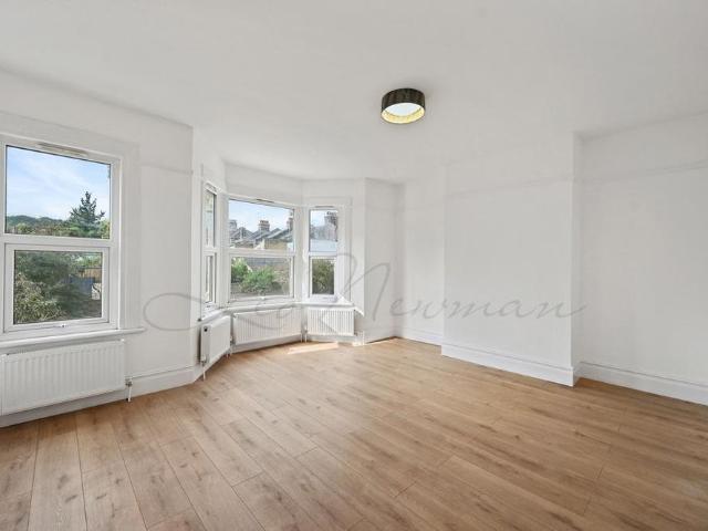 Apartment for rent in Abbey Wood, Greater London
