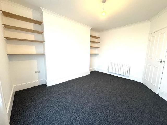 Apartment for rent in Cliftonville West, Acol