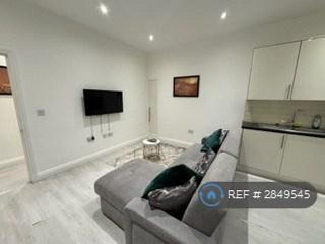 Flat for rent in Frinton and Walton, Dale Hill