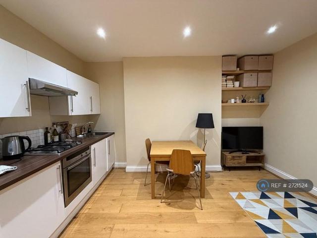 Apartment for rent in Belsize Park, Primrose Hill