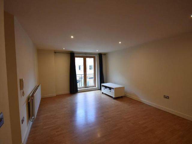 Apartment for rent in Newtown, Two Mills