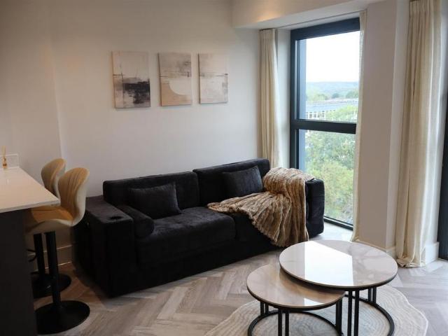 Apartment for rent in London Borough of Enfield, Greater London