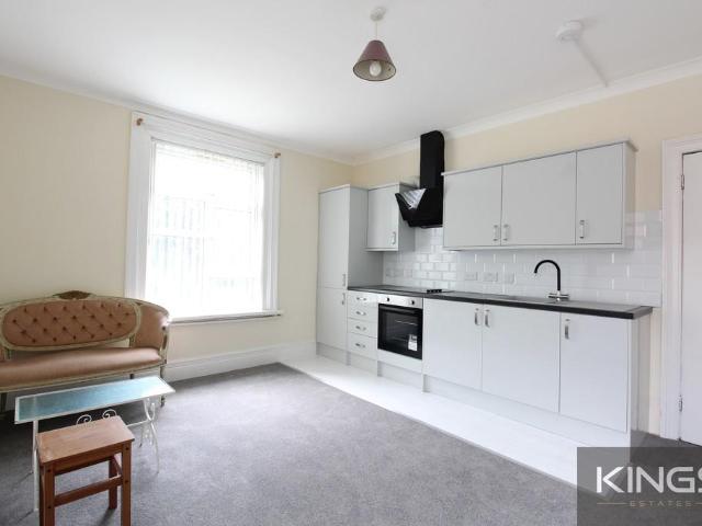 Flat for rent in Portswood Park, City Of Southampton