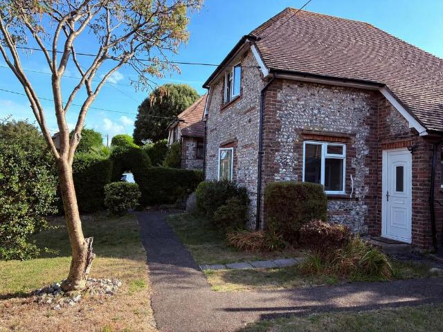 Flat for rent in East Dean and Friston, Cross In Hand