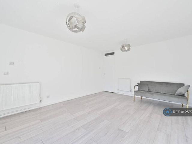 Apartment for rent in Bushey, Hertfordshire