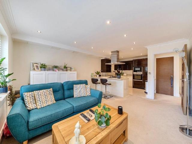 Apartment for rent in Batchworth