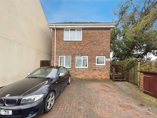 Flat for rent in East Rainham, Gillingham