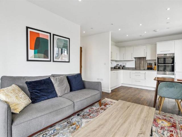 Apartment for rent in Streatham Hill, Greater London