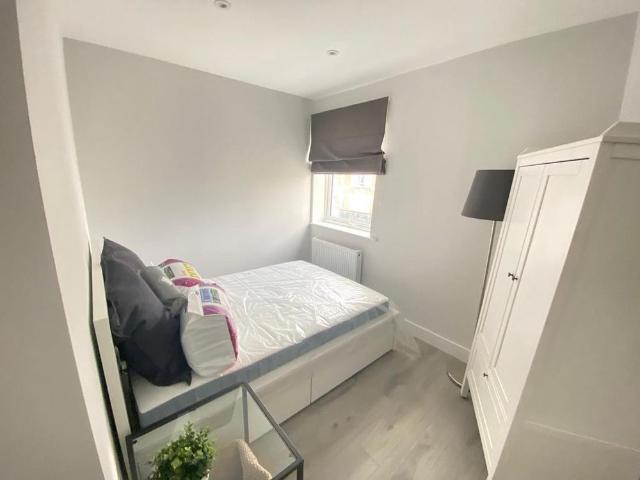 Apartment for rent in London Borough of Hounslow, Greater London