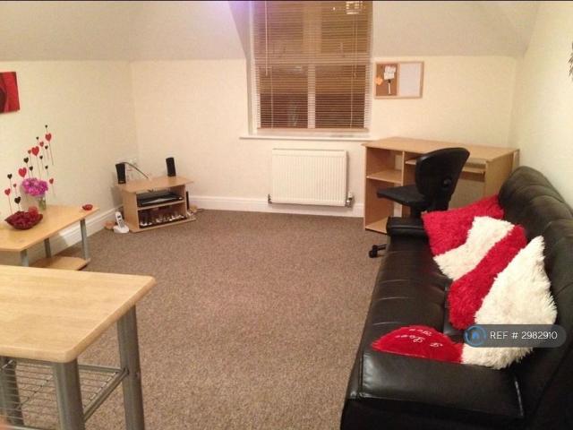 Apartment for rent in Charminster, Bournemouth