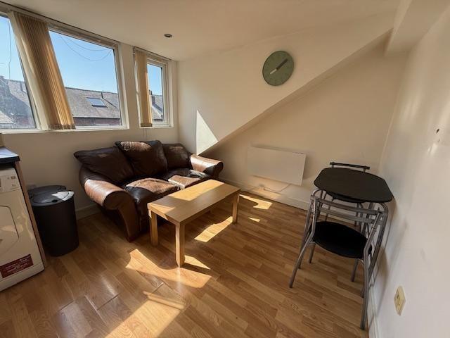 Apartment for rent in Lowfield, South Yorkshire