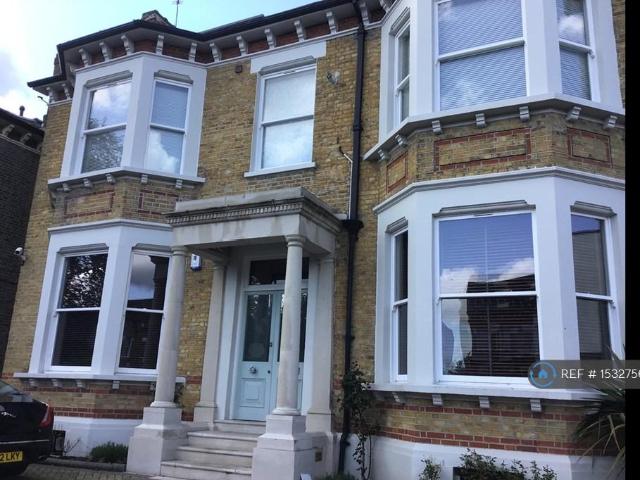 Flat for rent in Streatham Hill, Greater London