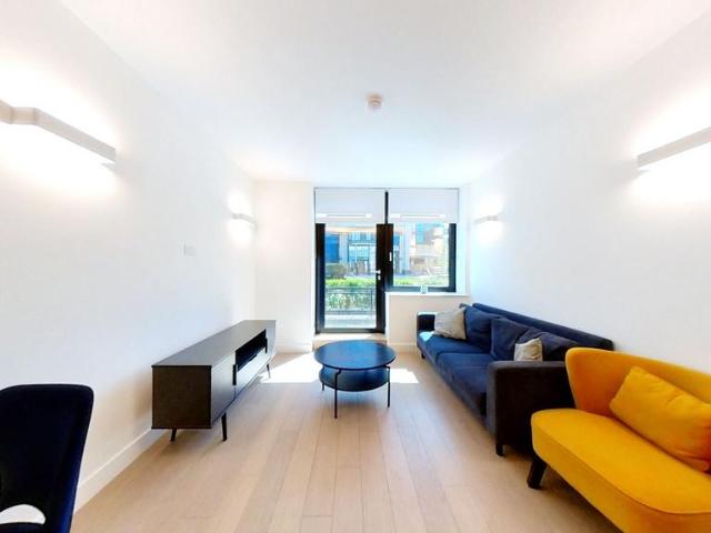 Flat for rent in London Borough of Hounslow, Spring Grove