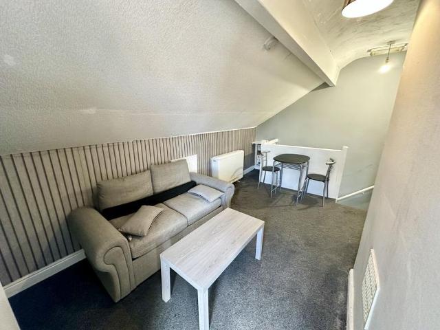 Apartment for rent in Holbeck, West Yorkshire