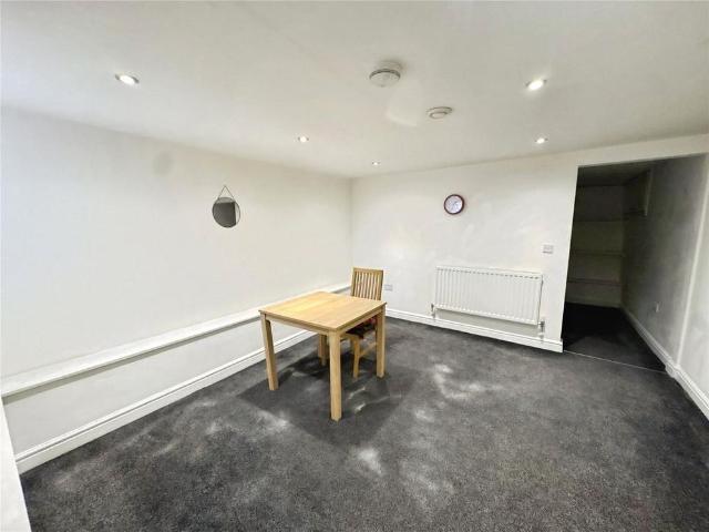 Apartment for rent in City Centre, Doncaster