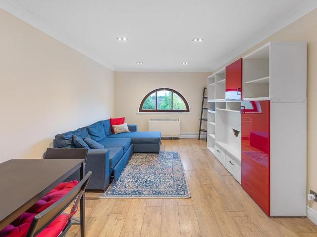 Flat for rent in London Borough of Lewisham, Brockley