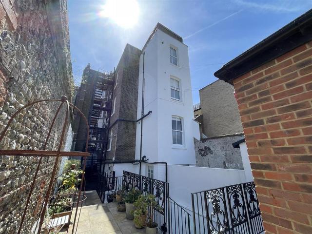 Flat for rent in Brighton Marina Village, Brighton & Hove