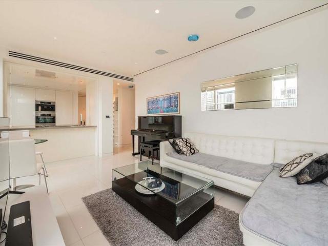 Apartment for rent in Lyons, Greater London