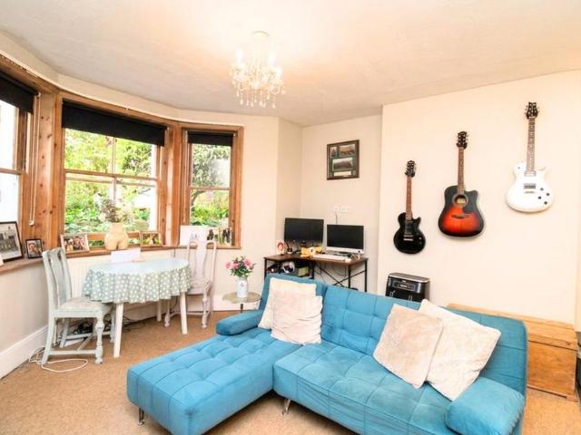 Apartment for rent in Broadwater Down, Sandown Park