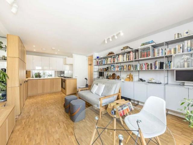 Apartment for rent in London Borough of Islington, Greater London