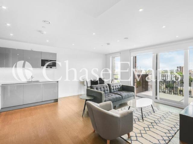 Flat for rent in Walworth, Greater London