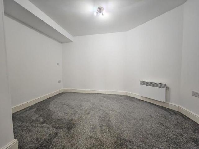 Apartment for rent in Cross In Hand, East Sussex