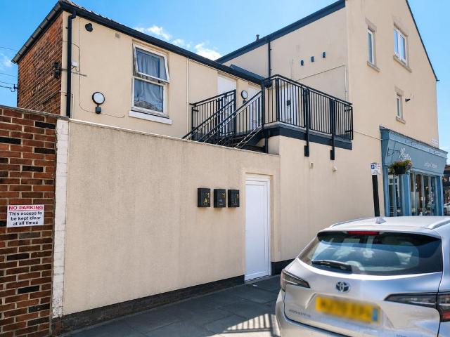 Flat for rent in Darlington