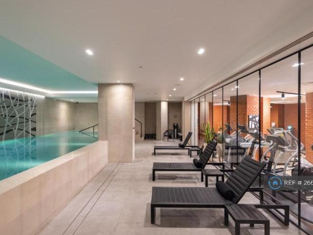Flat for rent in Vauxhall, Greater London