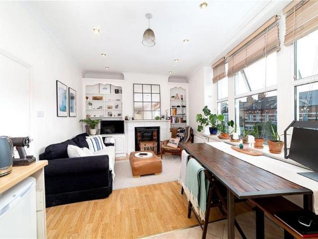 Apartment for rent in Fulham, Greater London