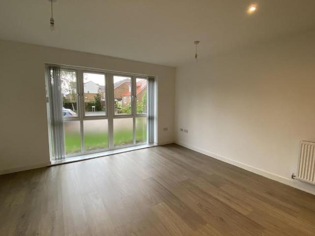 Apartment for rent in Sandown Park, Kent
