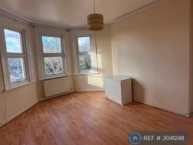 Apartment for rent in South End, Greater London