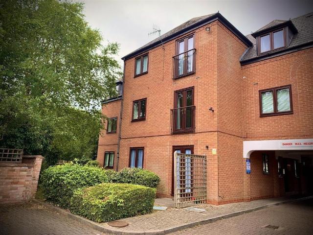Flat for rent in Stratford-upon-Avon, Alderminster