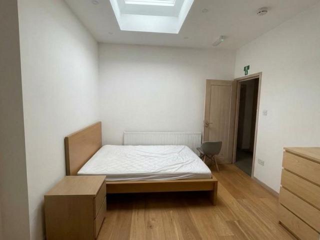Apartment for rent in Wealdstone, Greater London