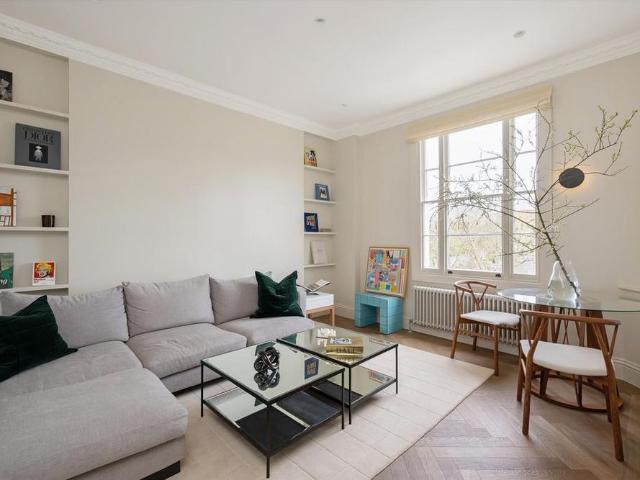 Apartment for rent in St. John's Wood, Greater London