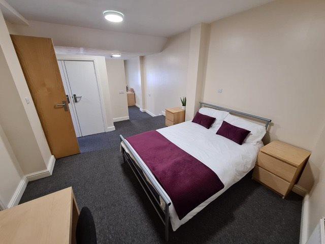 Flat for rent in Bede Island, Old Wharf