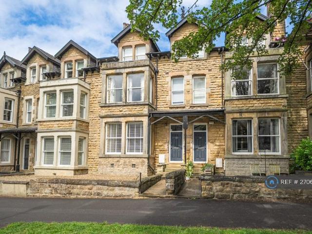 Flat for rent in Low Harrogate, Harrogate
